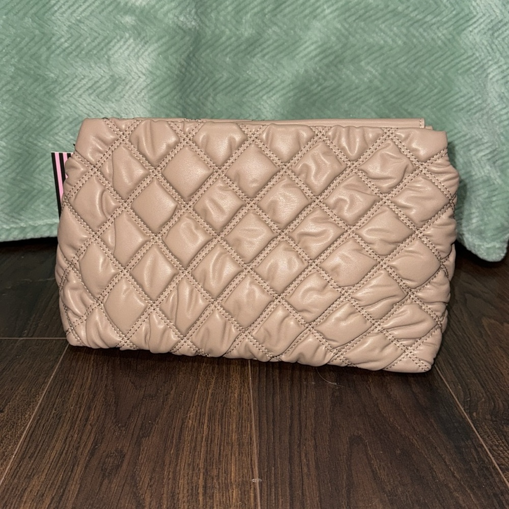 Gilda Paris Studded, Waffle Quilted Taupe Handbag/Crossbody - Picture 5 of 13
